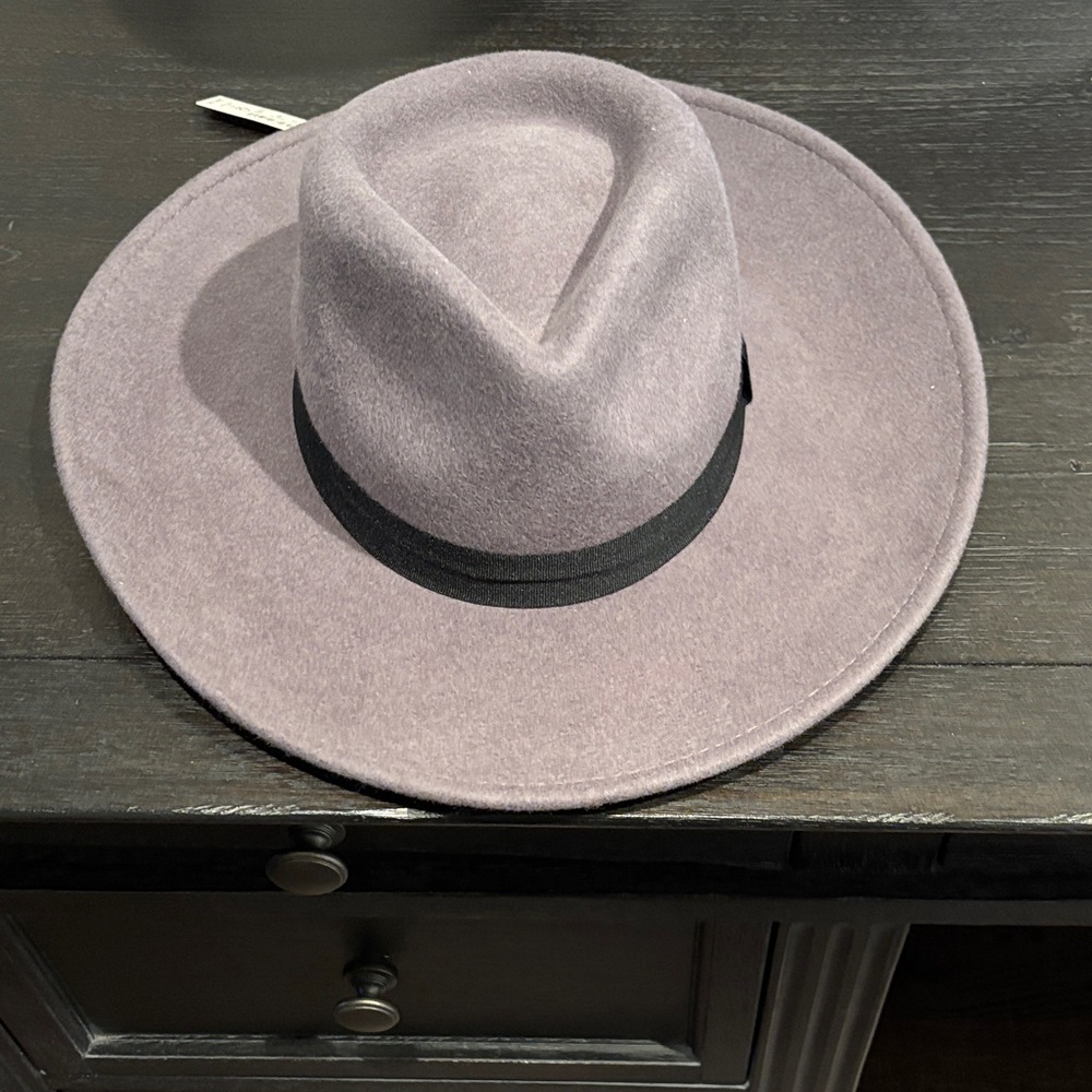 Madewell Soft Gray Fedora Hat with Black Band